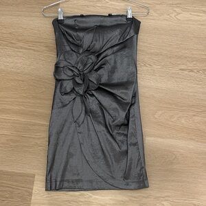 Elegant Gray Strapless Dress